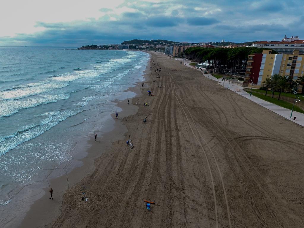 Alojamiento Villa Moles Salou Bagian luar foto