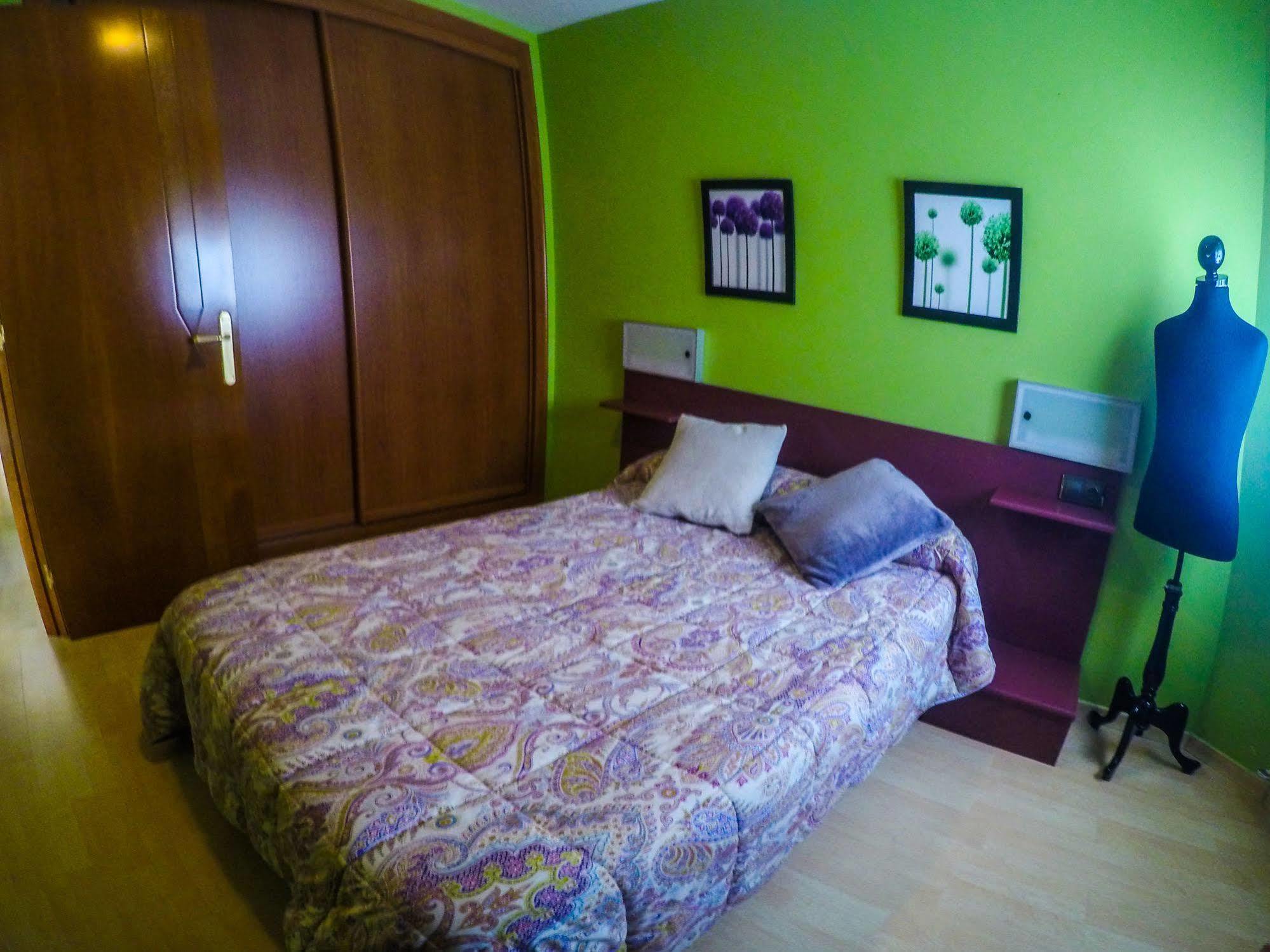 Alojamiento Villa Moles Salou Bagian luar foto