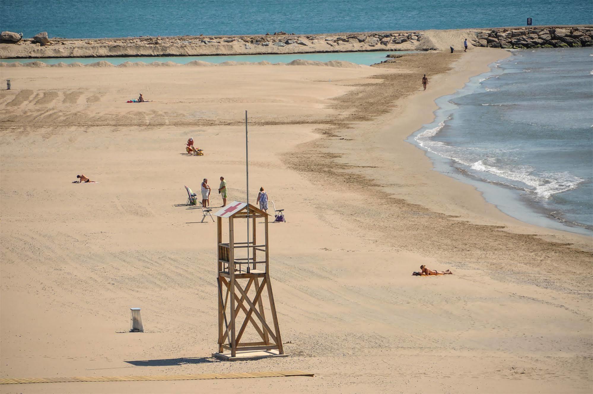 Alojamiento Villa Moles Salou Bagian luar foto