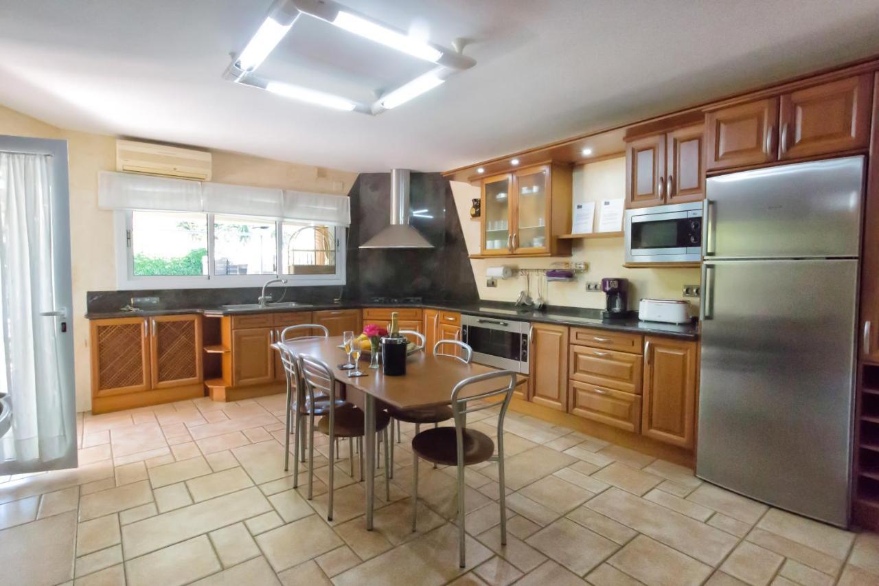 Alojamiento Villa Moles Salou Bagian luar foto