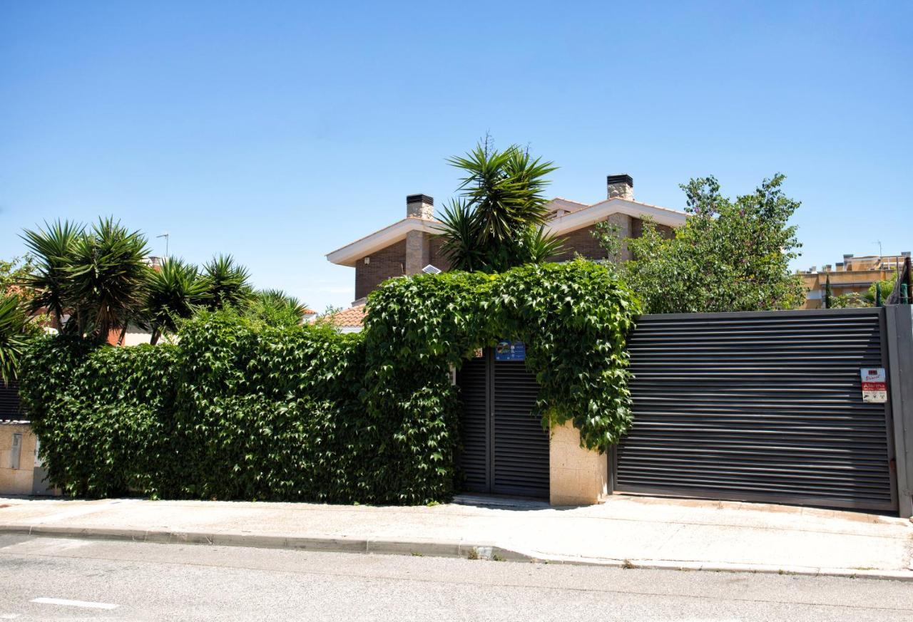 Alojamiento Villa Moles Salou Bagian luar foto